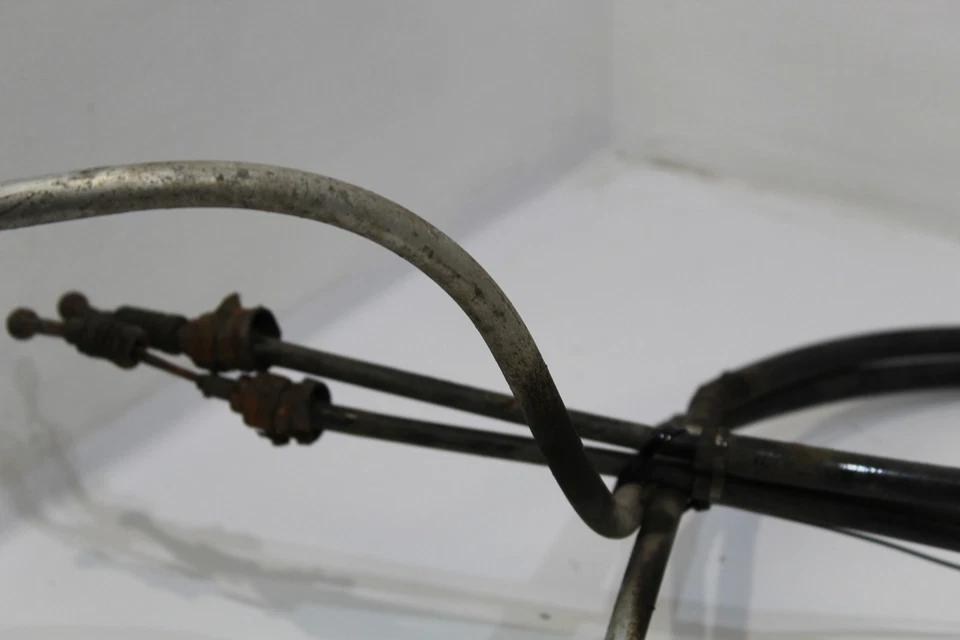 Par de cables de freno de mano VW Bora 1J Mk4 1J0609721R Foto 3 de 4