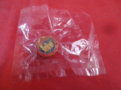 9th Annual Conference St Louis D.A.R.E. Drug Abuse Resistance Education Pin NEW