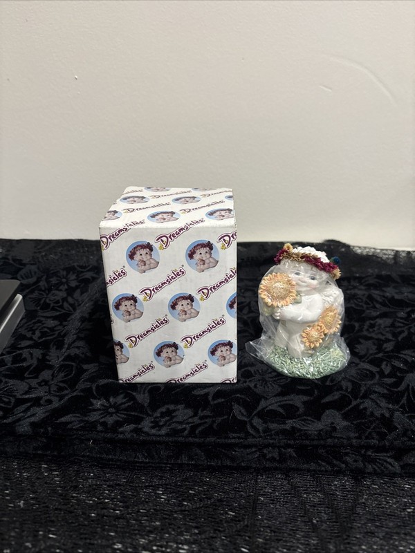 Dreamsicles Sunflower Days Angel Figurine Hand Painted Boxed Kristin 2003