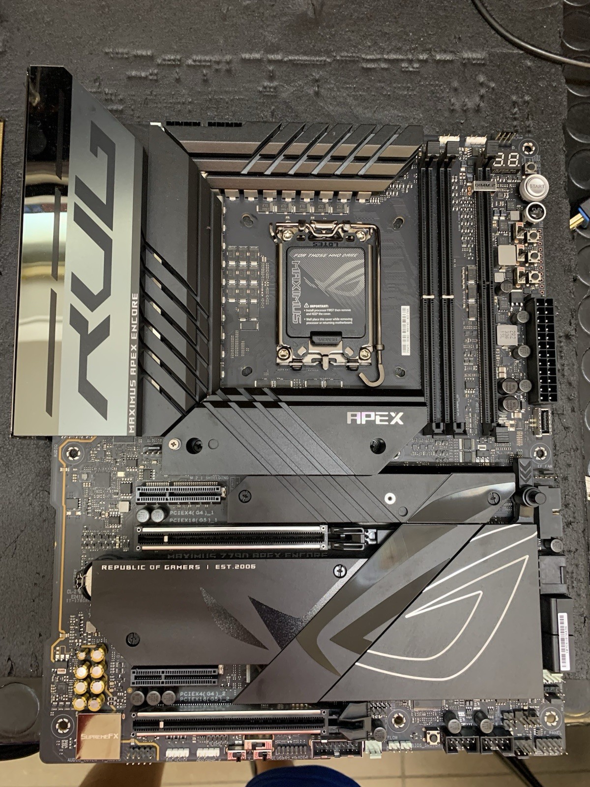 ASUS ROG Maximus Z790 Apex Encore LGA 1700 ATX Intel Motherboard