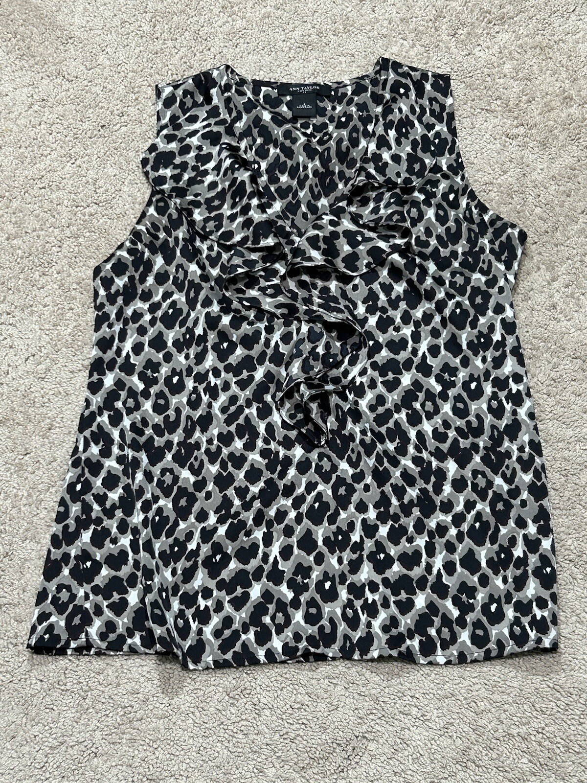 Ann Taylor Womens Shirt Size 4 Multicolor Animal Print Ruffle Classic Dressy