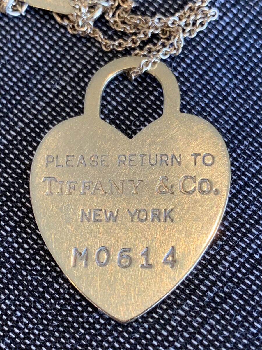 Tiffany & Co 14K Gold Return To Tiffany Heart Key Tag Tiffany & Co 14K Gold Return To Tiffany Heart Key Tag