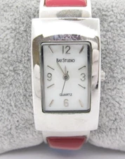 Women's Bay Studio Quartz WR Analog 23mm Dial Causal Bangle Watch (E33)