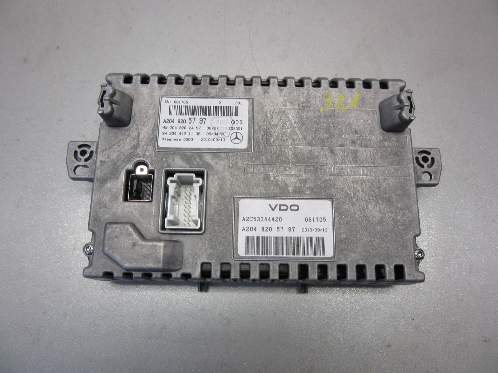 MERCEDES GLK X204 Monitor Display Navi Radio A2048205797 online nnaa様專用