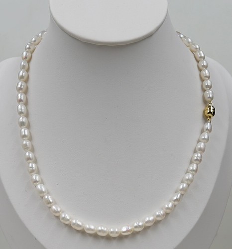 Wonderful Genuine 4-5 mm Natural Mini White Cultured Pearl Necklace Jewelry 17'' - Picture 3 of 8