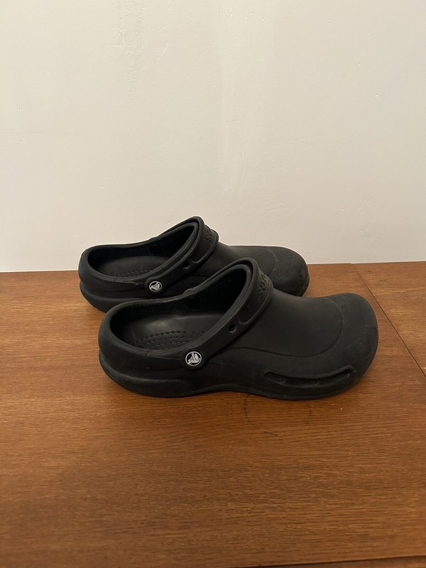 Crocs Solid Black Clogs Men's Size 9 Women’s Size 11