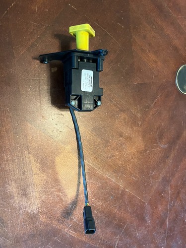 Wabco Electric Park Brake Switch 4462800120 446 280 012 0, 3581725C1