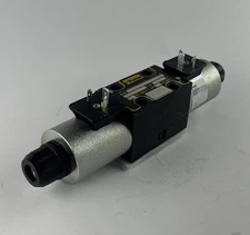 Parker D1VW004CNJWL Hydraulic Directional Control Solenoid Valve thumbnail 2