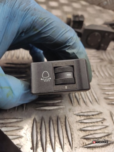 AUDI 100 4A, C4 Schalter zur Einstellung der Scheinwerferhöhe 26262197