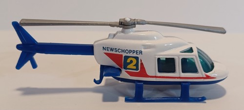 2x's Hot Wheels 1989 Propper Choppers Chrome Police Unit 45 & News 2 Helicopter - Picture 6 of 8