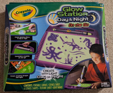 RARE BRAND NEW SEALED Crayola Glow Station Day and Night On the Go with Wand