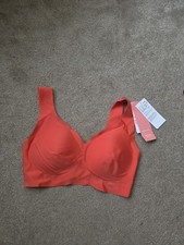 Sloggi Zero Feel  Bra Top  Brand New. Slightly Padded.  Non Wired Size Med 