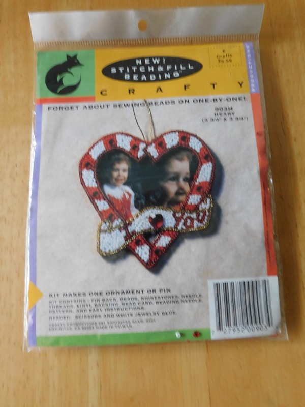  Vintage NIP Stitch & Fill Beading Crafty Heart Candy Cane Valentine 3.75" 