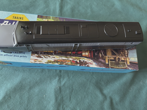 Athearn PA Baltimore & Ohio Non-powered, but Lighted - HO - Picture 4 of 7