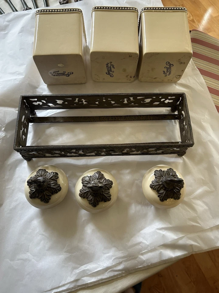 Коллекция GG Gracious товары 3 Канистры и Подставка, Акант, Вера Надежда И Любовь - Изображение 3 из 4