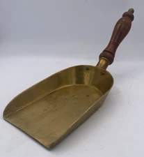 Vtg ELPEC Brass Wood Handle Candy Grain Feed Store Scoop Farmhouse Cottage