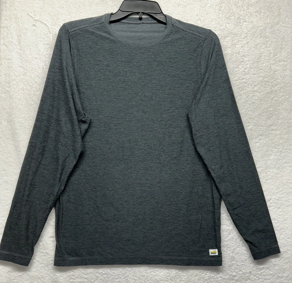 vuori long sleeve strato tech crew neck shirt