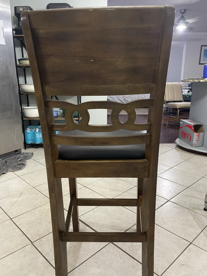 New Classic Round Counterheight Table And 4 Chairs - 5 PC Counter height Dining - Image 4 of 4