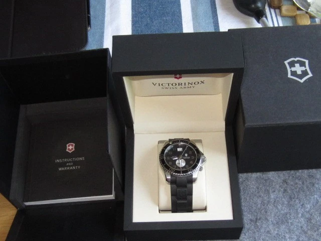 Fa. Victorinox Herren Uhr - Bild 1 von 3