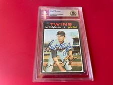 Bert Blyleven Twins HOF  1971 Topps Rookie Card Signed Auto Beckett BAS Slabbed