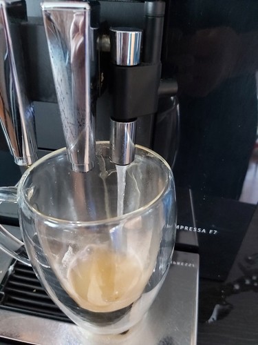 Jura Impressa F7 Typ 685 Kaffeemaschine Kaffeevollautomat - Bild 5 von 10