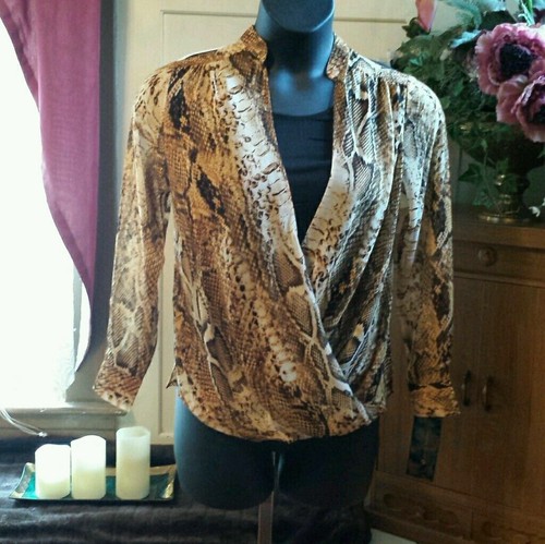 Neu mit Etikett ~ NENE by NeNe Leakes ~ SM ~ Bluse & Camii mit gedrehter Vorderseite ~ Gold Reptil - Bild 8 von 12