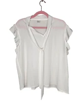 Sleeveless Bow Blouse in White Size XL New Without Tags