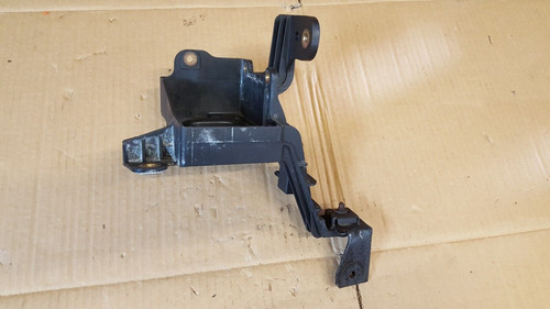 ABS-PUMPENHALTER HALTER HALTERUNG 13214939 FÜR VAUXHALL ASTRA H 1.8 BENZIN 04-09