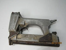 Duo-Fast Model 84L0349  Air Gun Stapler UNTESTED