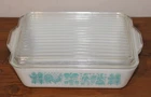 Pyrex 1 1/2 quart oven dish Amish butter print turquiose with lid