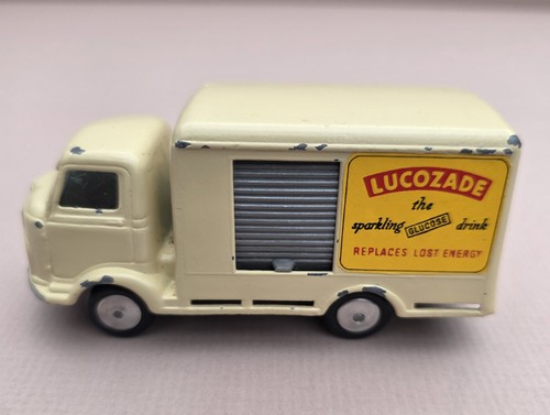 Corgi Toys Karrier Bantam 'Lucozade' Truck - Picture 5 of 6