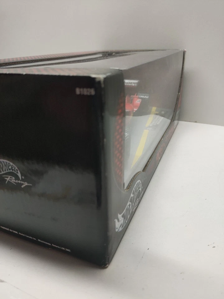 Ferrari F2003 Schumacher World Champion 2003 1/18 Hotwheels - Photo 4/4