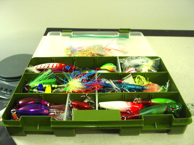 36 Fresh Water Lures + 2 items in a 3600 Box   new ready to fish Free Ship # r4