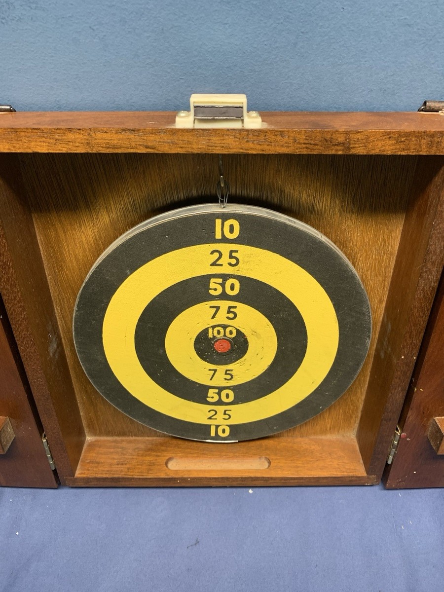 Vintage Kings Head Pub & Lodging Dart Board Wood Cabinet 15”x11”x2