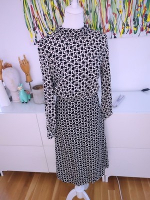 Neues Elegantes Kleid Von Esprit Hochgeschlossen Langärmlig Schwarz Weiss