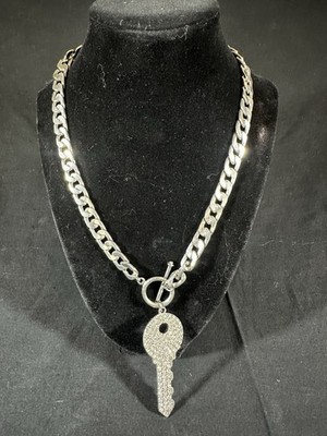 Silver Tone Cuban Link Necklace Toggle Clasp Rhinestone Key Pendant Statement