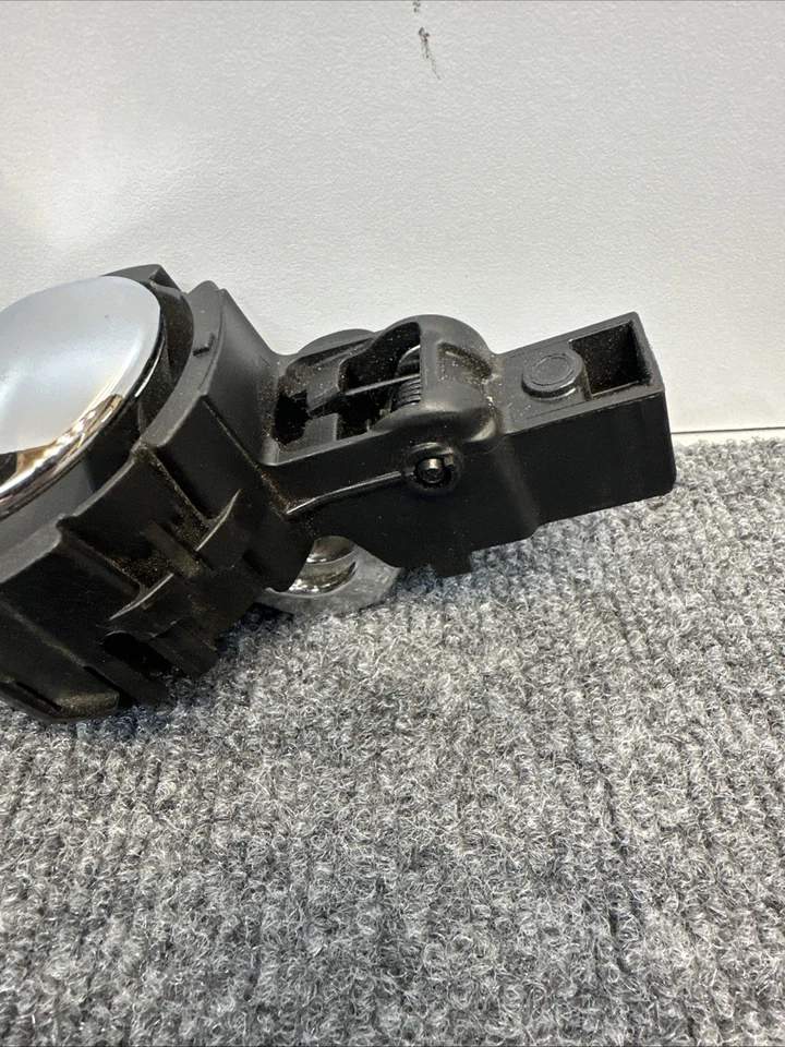 Manija de puerta lateral derecho del pasajero Mini Cooper R56 2007-2013 OEM 2 753 718-05 Foto 3 de 4