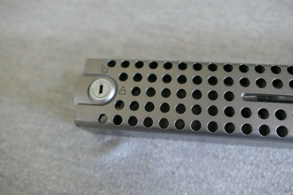 APC Front Bezel Plastic Cover Plate Server UPS Desktop Lockable w 2 Keys 17.25" - Image 4 of 4