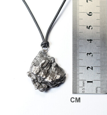 Meteorit Campo del Cielo / Anhänger 13,34 g / Asteroid / Sternschnuppe / neu