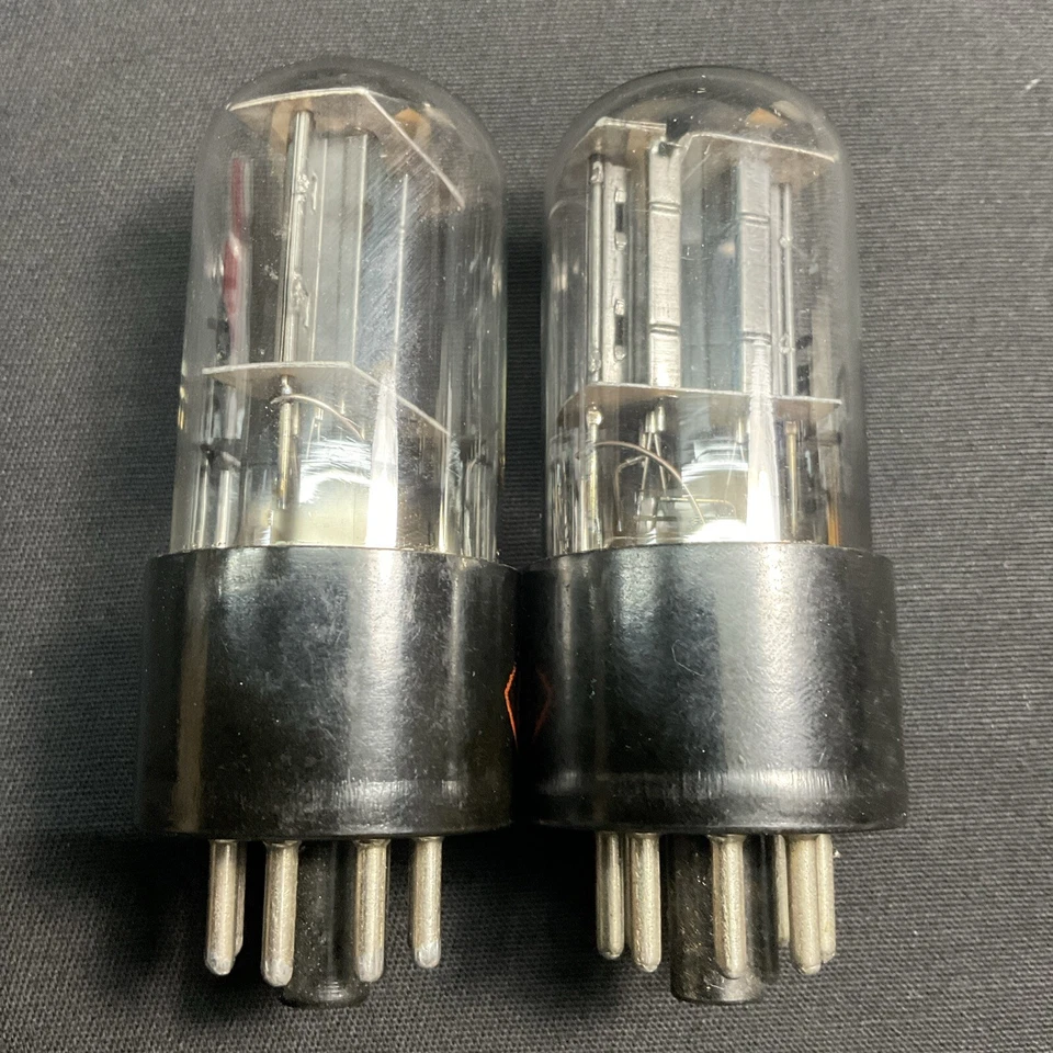 PAR DE TUBOS DE VACÍO DE AUDIO CBS 6SN7GT A JUEGO PROBADOS PLACAS NEGRAS DE COLECCIÓN B.10134.C Foto 2 de 3