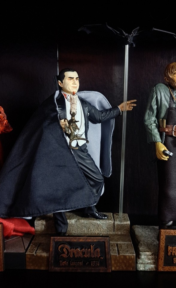 Sideshow Universal Monsters 8 Inch Figures Series 5 (Dracula, Phantom ...