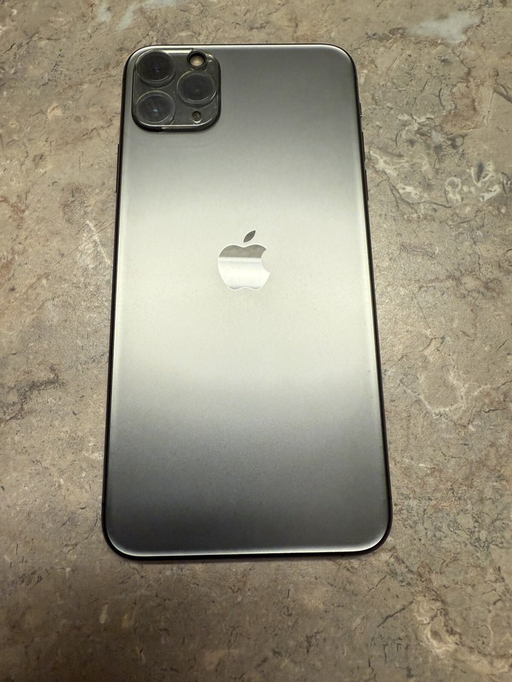 Apple iPhone 11 Pro Max 256 GB Space Grey (Unlocked) Charging Port