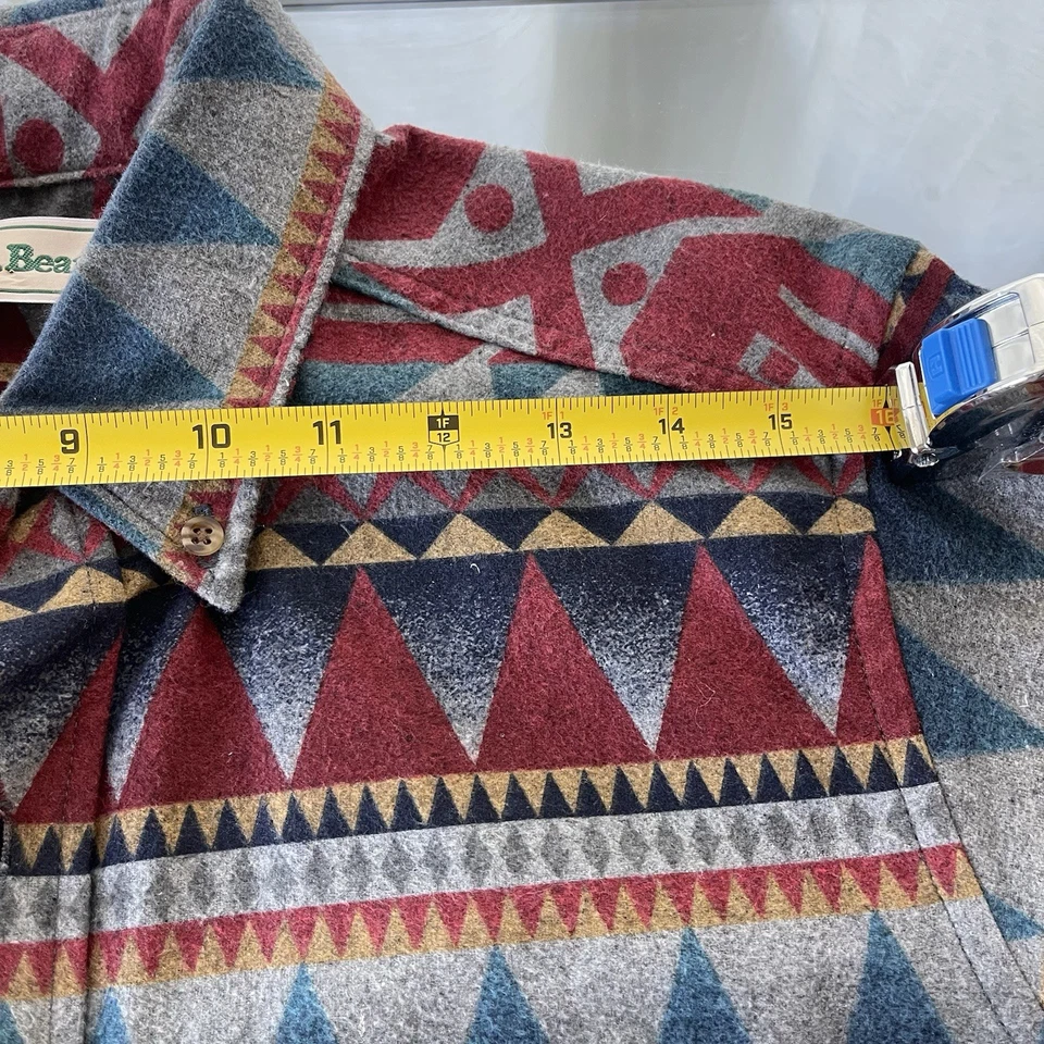 L.L. Bean Aztec Flannel Shirt Long Sleeve Button Up USA Vintage Men’s Small - Image 4 of 4
