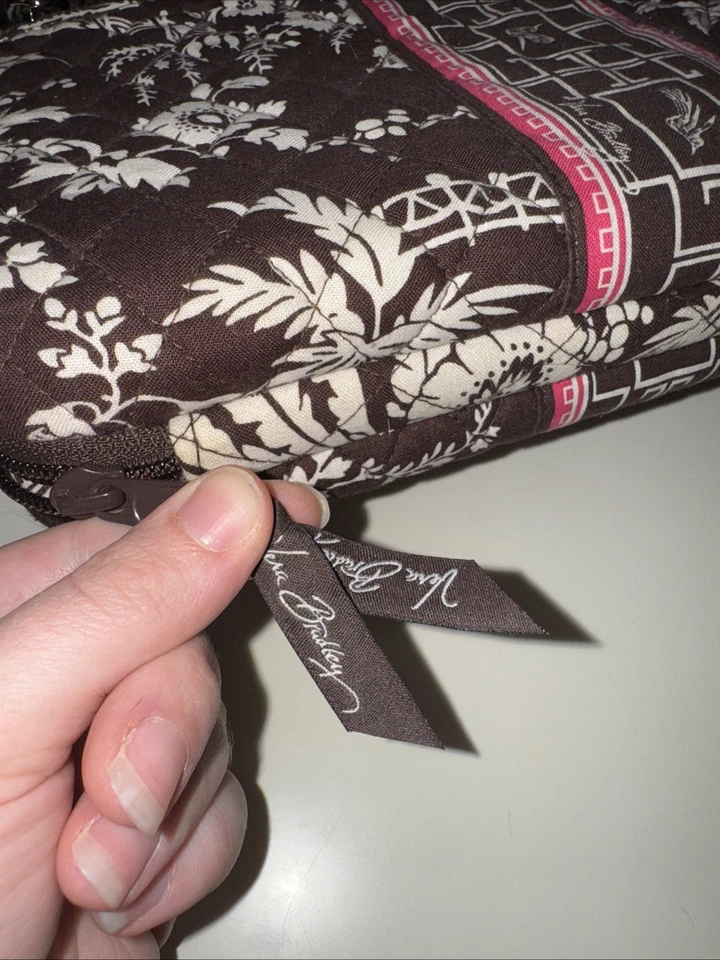 Estuche para portátil VERA BRADLEY Imperial Toil 12x17 interior 11x16 correa desmontable Foto 3 de 4