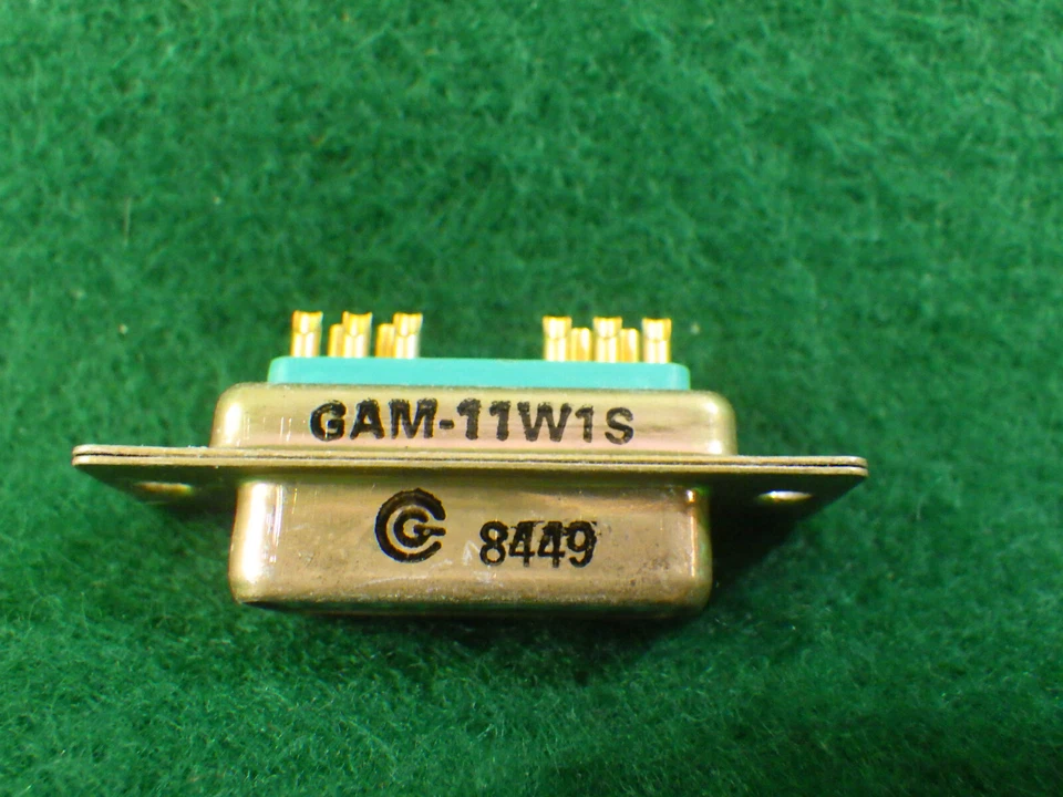 D-SUB 10/11 Pin female Solder Cup Panel Connector 1980s new old stock GAM-11W1S - Image 2 of 4