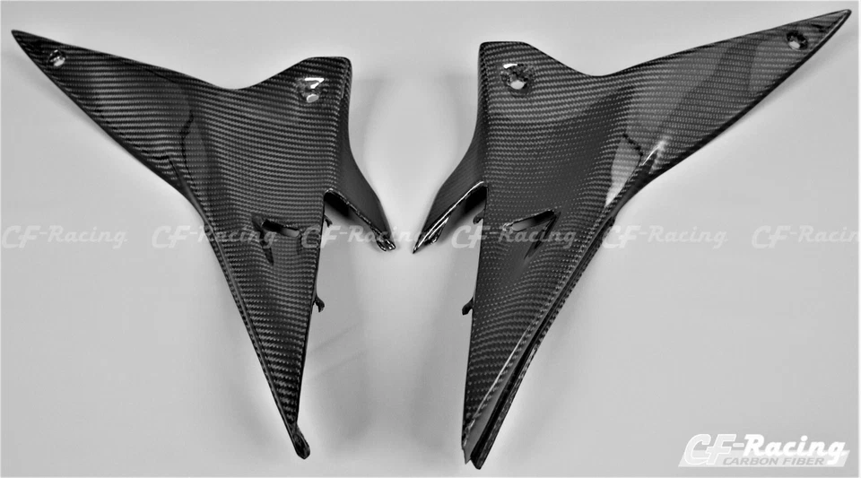 Paneles laterales de fibra de carbono debajo del asiento para Aprilia (RSV4 09-20) (Tuono V4 11-20) Foto 4 de 4