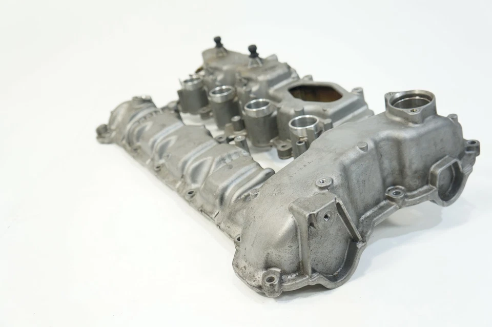 BMW 550I 750I X5 2011-2015 4,4 L V8 N63 pasajero motor válvula cilindro cubierta Foto 3 de 4