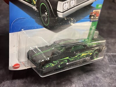 2024 Hot Wheels #237 HW Slammed Layin Lowrider Green Car 1
