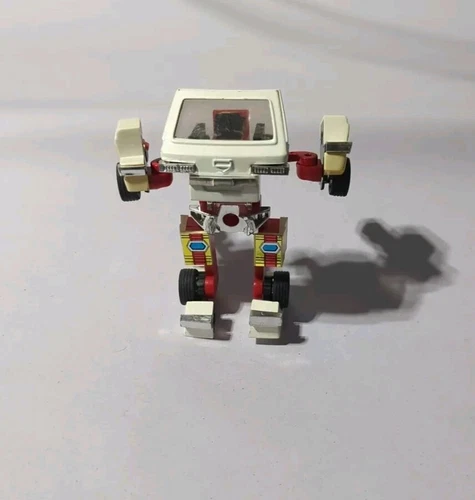 VTG 1982 AUTOBOT G1 RATCHET AMBULANCE TAKARA HASBRO TRANSFORMERS ACTION FIGURE