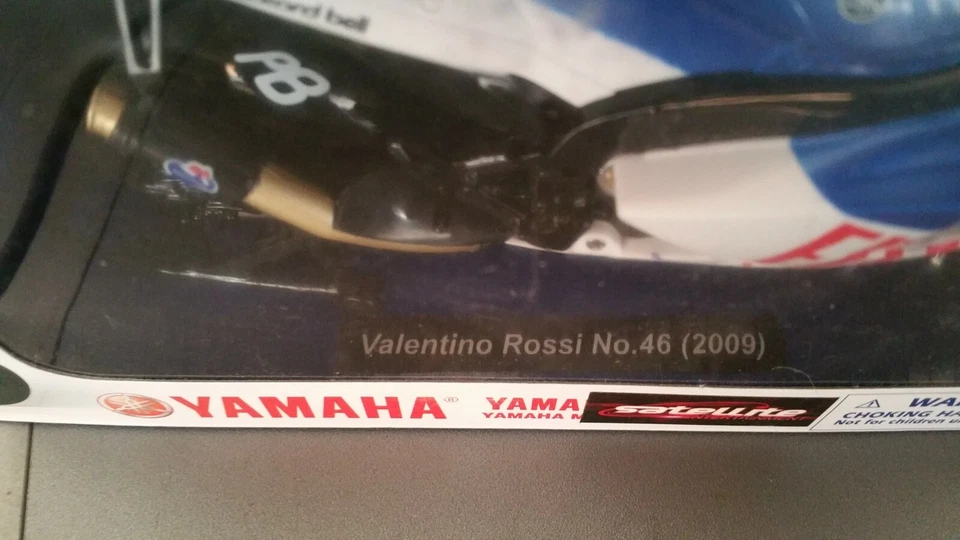 Valentino Rossi. Yamaha YZR-M1. 2009  1/12 Newray - Image 3 of 4